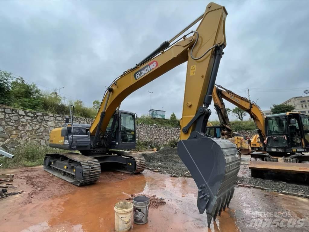 XCMG XE 200 DA حفارات زحافة