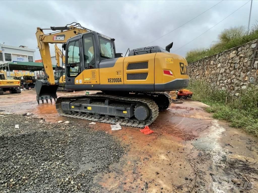 XCMG XE 200 DA حفارات زحافة