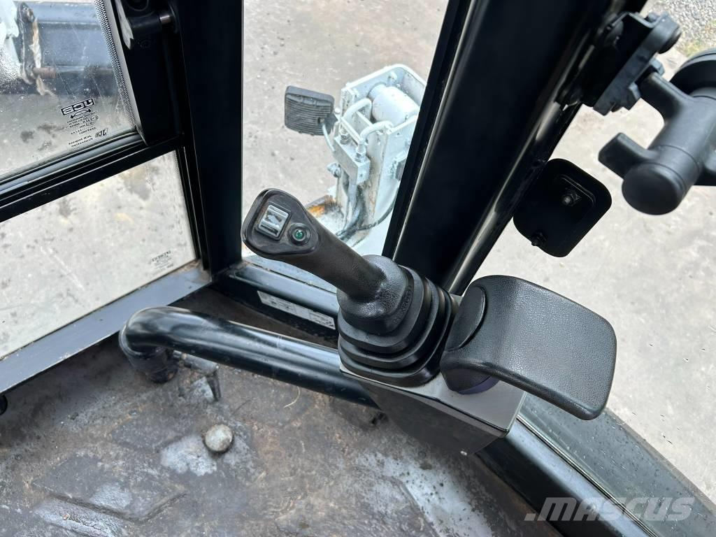 JCB 3 CX لوادر ذات جرافات عكسية
