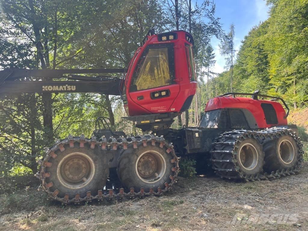 Komatsu 931 XC حصادات