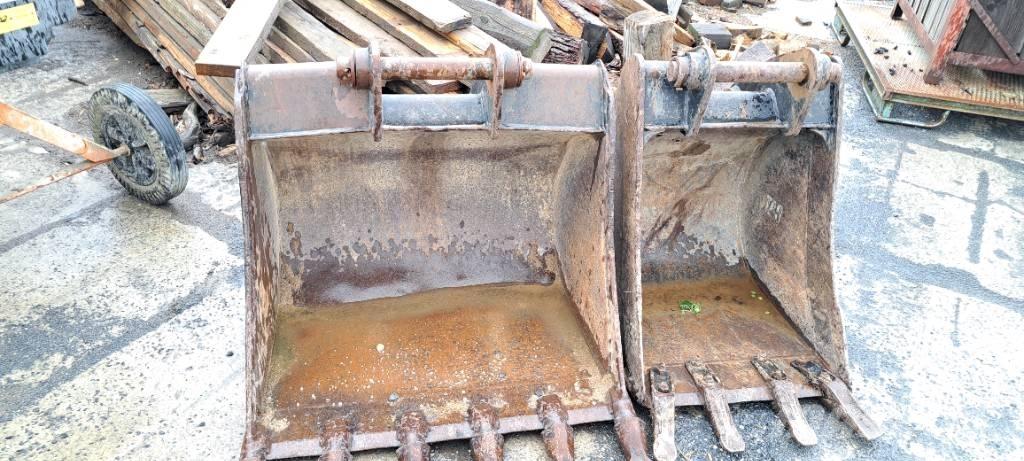 CAT 432 F لوادر ذات جرافات عكسية
