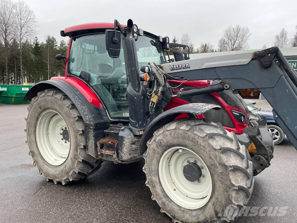 Valtra N 174 الجرارات