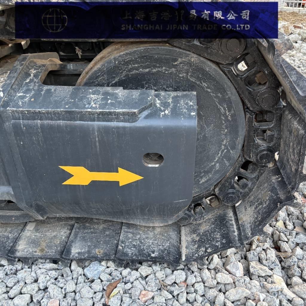 Komatsu PC 450 حفارات زحافة