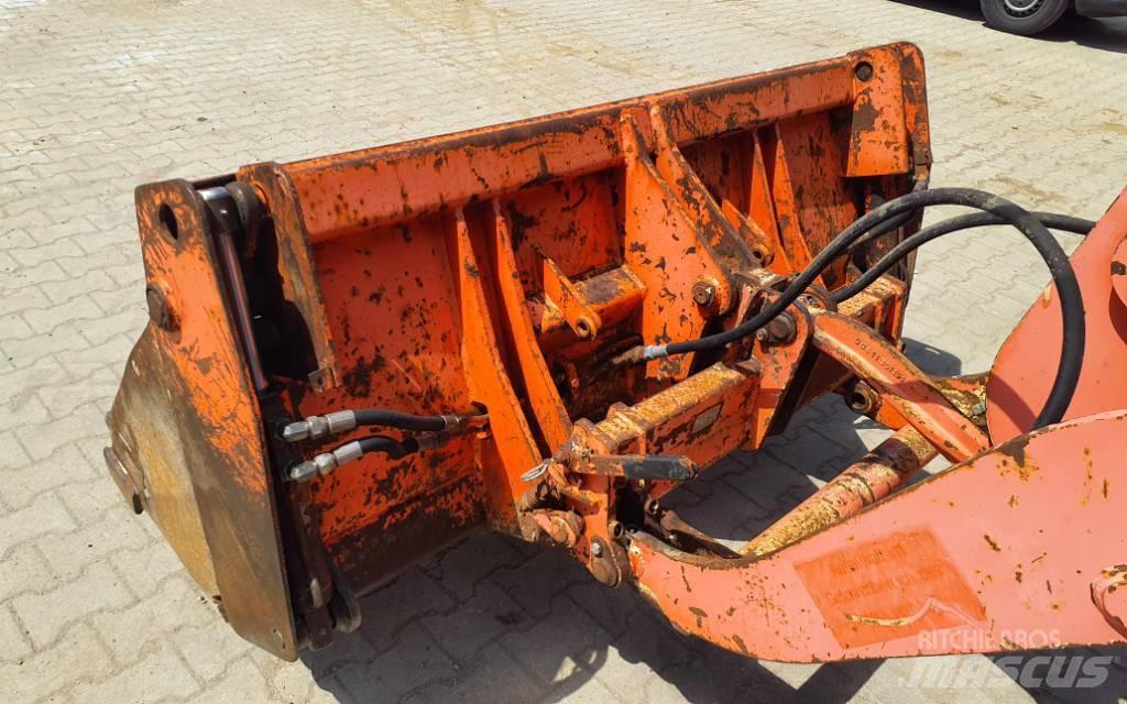 Atlas AR 46 C لوادر بعجل