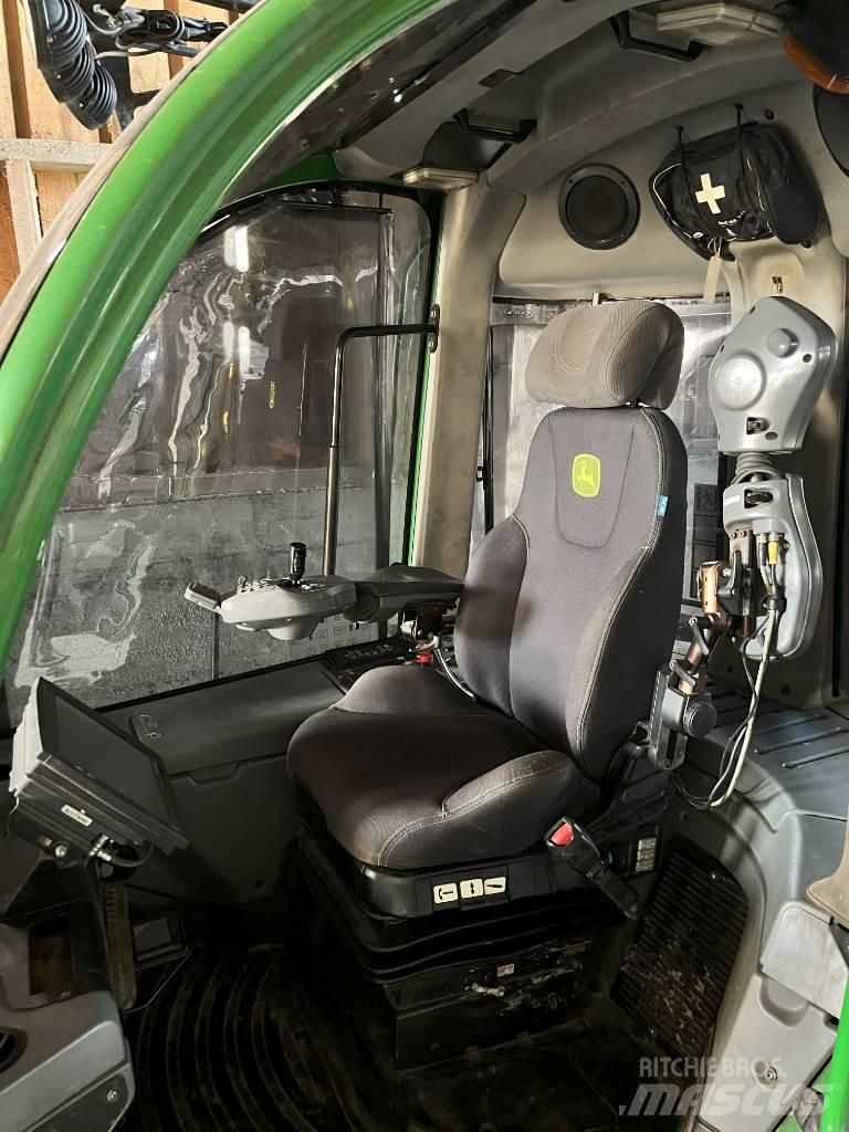 John Deere 1210E شاحنات