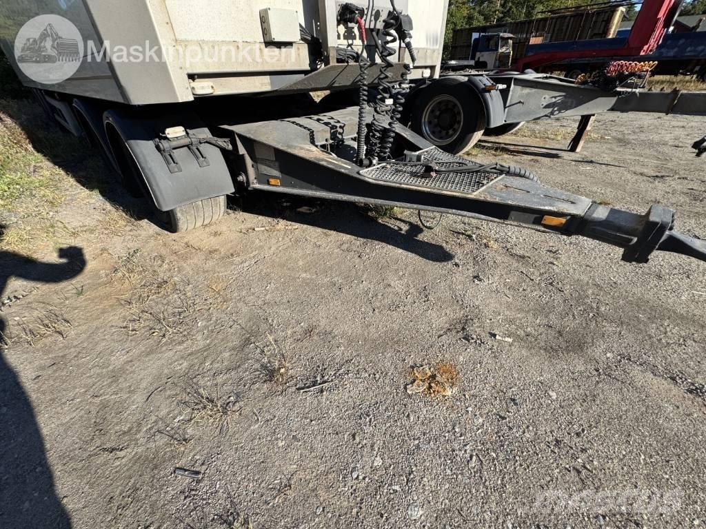 NTM APVD-52 حاملة نقل رباعية العجلات