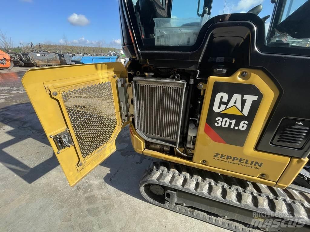 CAT 301.6-05 A حفارات زحافة
