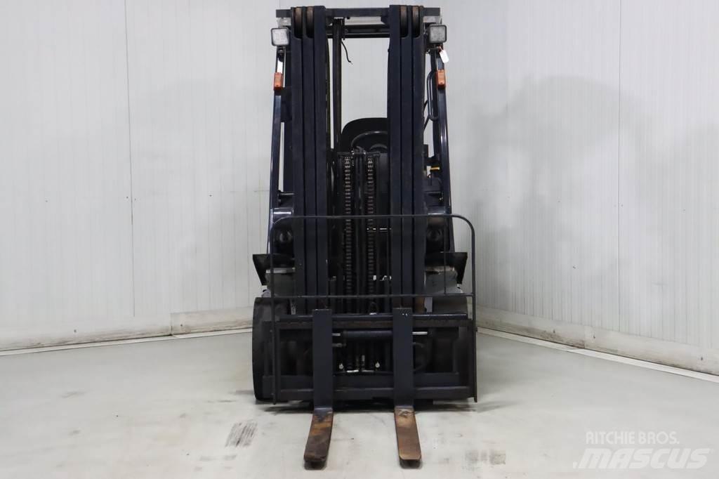 Nissan U1D2A20LQ شاحنات LPG