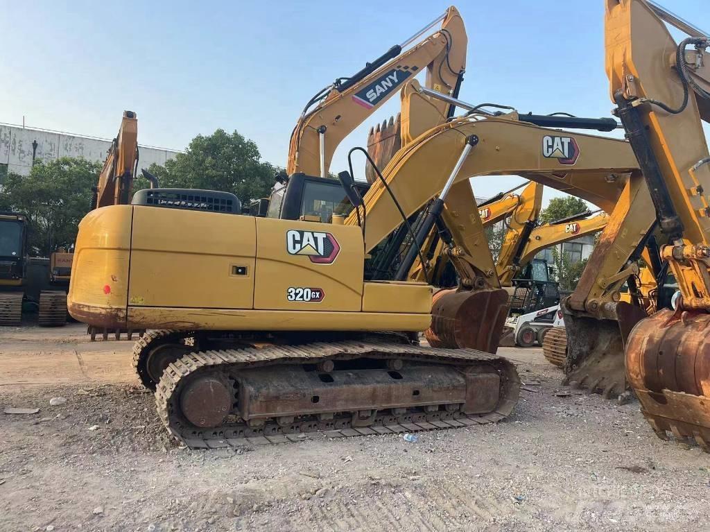 CAT 320 gx حفارات زحافة
