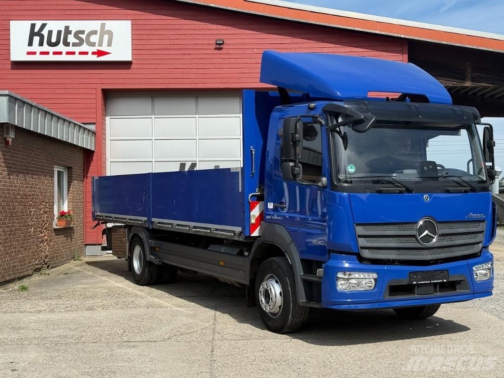 Mercedes-Benz 1630L شاحنات مسطحة/مفصلية الجوانب