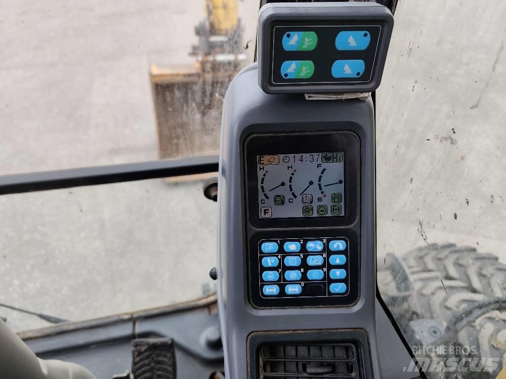 Komatsu PW 160-7E0 حفارات بعجل