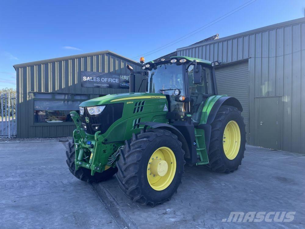 John Deere 6155 M الجرارات