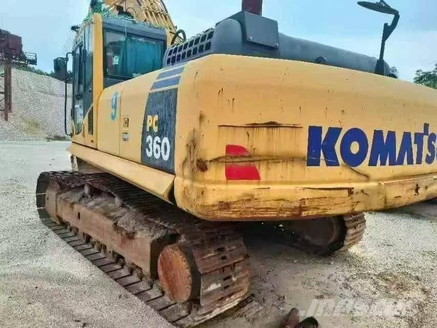 Komatsu PC 360-8 حفارات زحافة