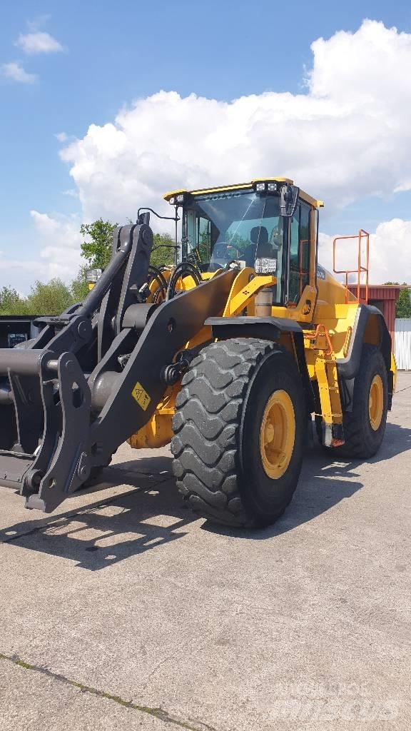 Volvo L 180 H لوادر بعجل