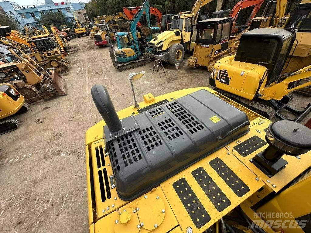 Komatsu pc220 حفارات زحافة