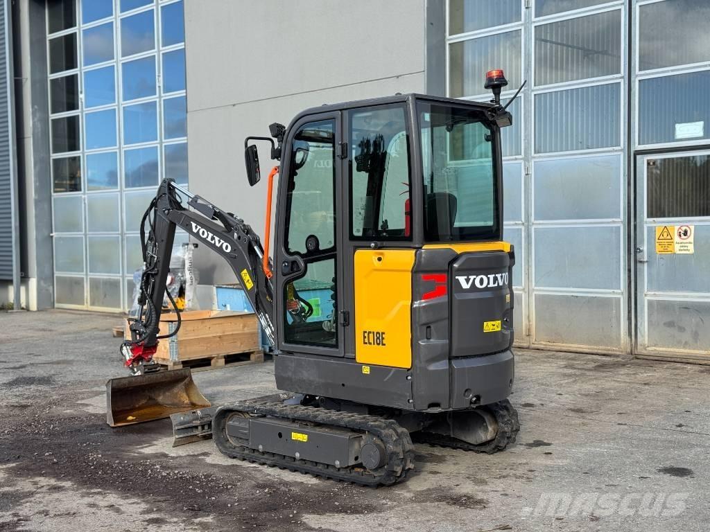 Volvo EC 18 E حفارات صغيرة أقل من 7 طن (حفارات صغيرة)
