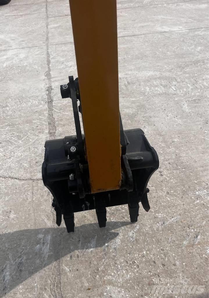 Sany SY 16 C حفارات صغيرة أقل من 7 طن (حفارات صغيرة)