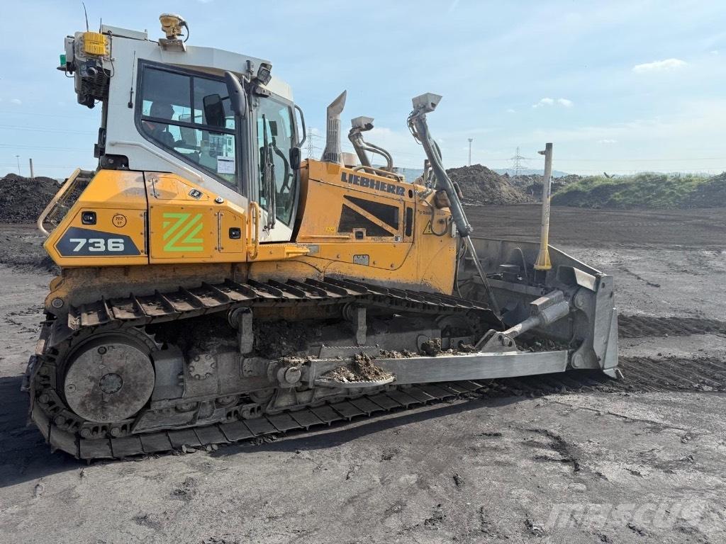 Liebherr 736 بلدوزرات مجنزرة
