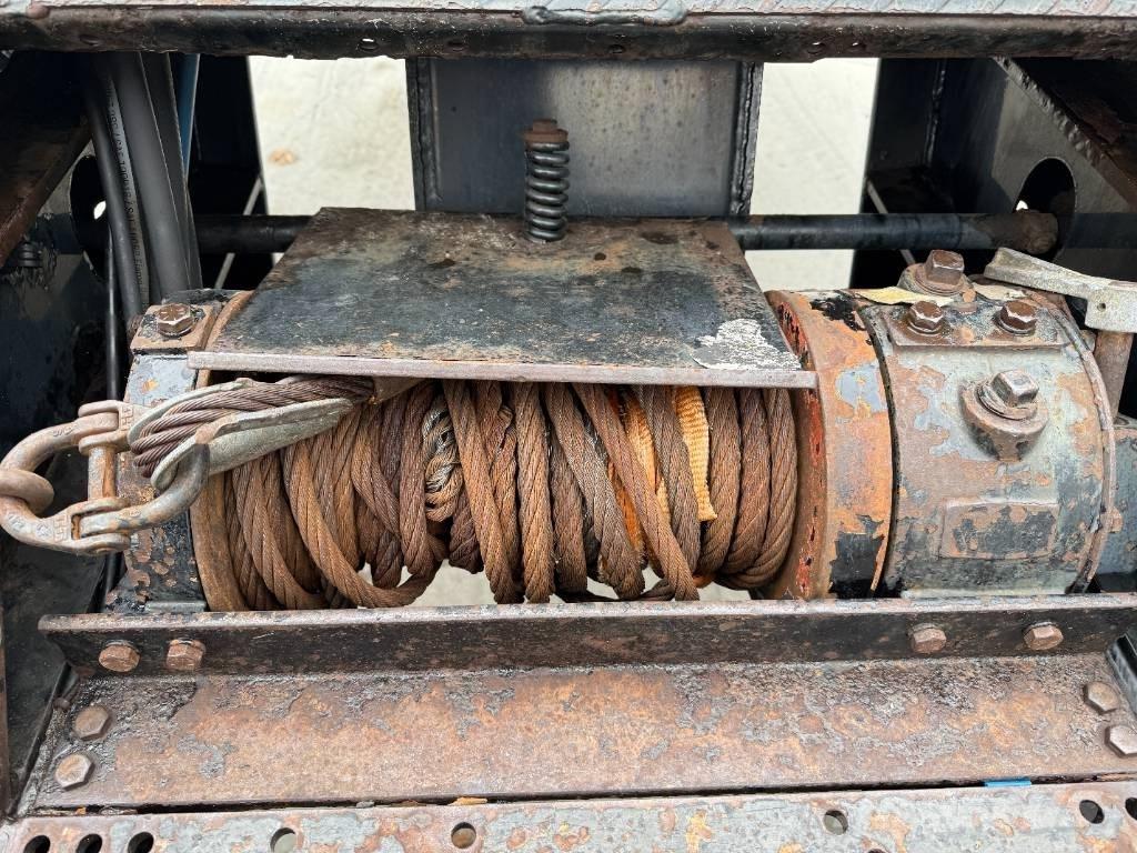 Landoll 317-48 مقطورات أخرى