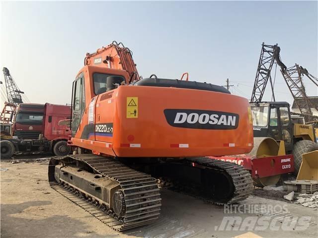 Doosan DH 220LC-7 حفارات زحافة