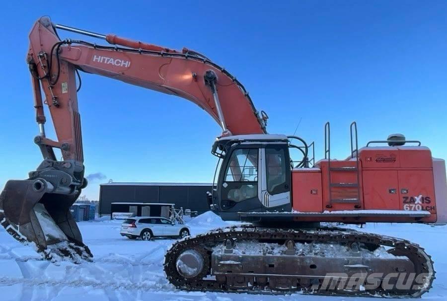 Hitachi ZX 670 LCH حفارات زحافة