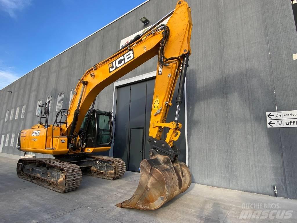 JCB JS 220 N LC حفارات زحافة