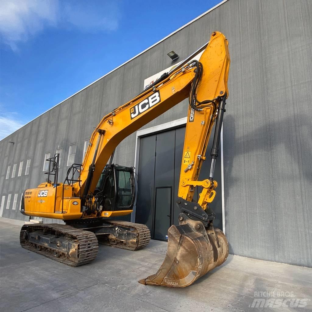 JCB JS220NLC حفارات زحافة