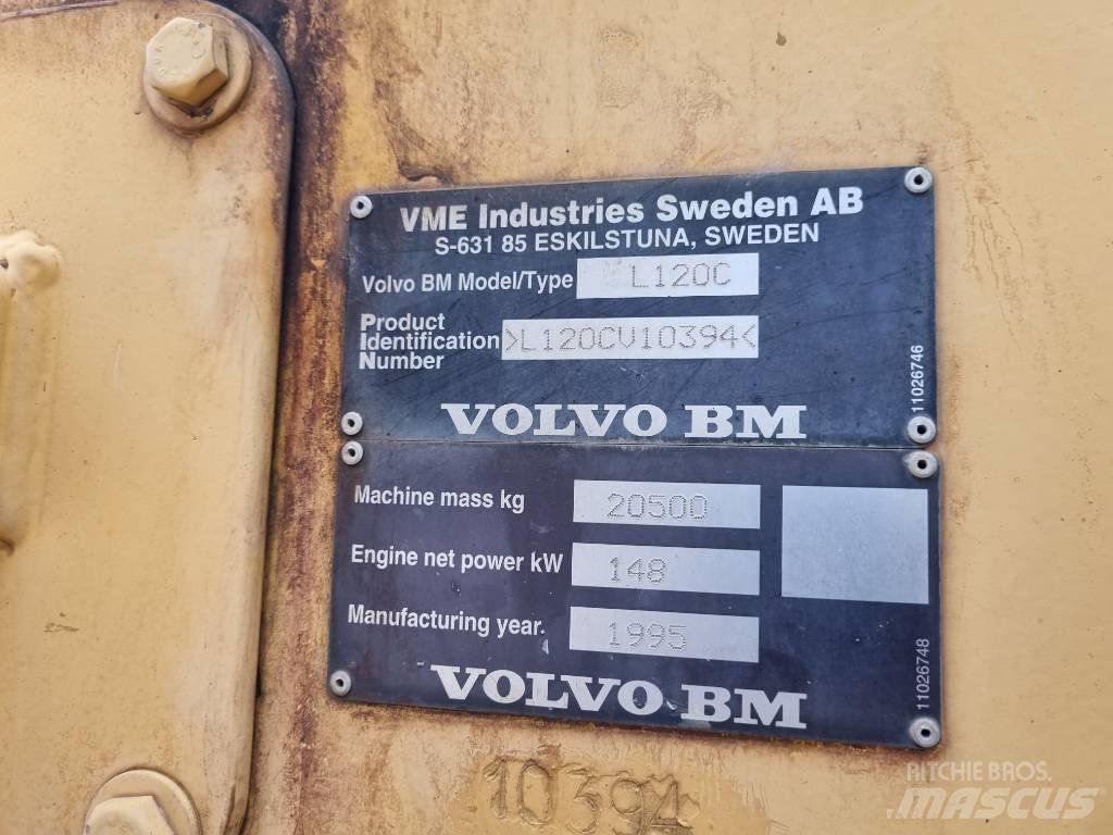 Volvo BM L120C لوادر بعجل