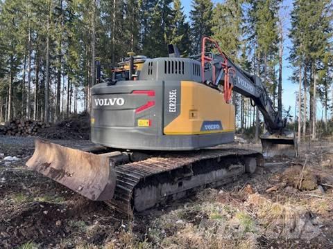 Volvo ECR 235 E حفارات زحافة