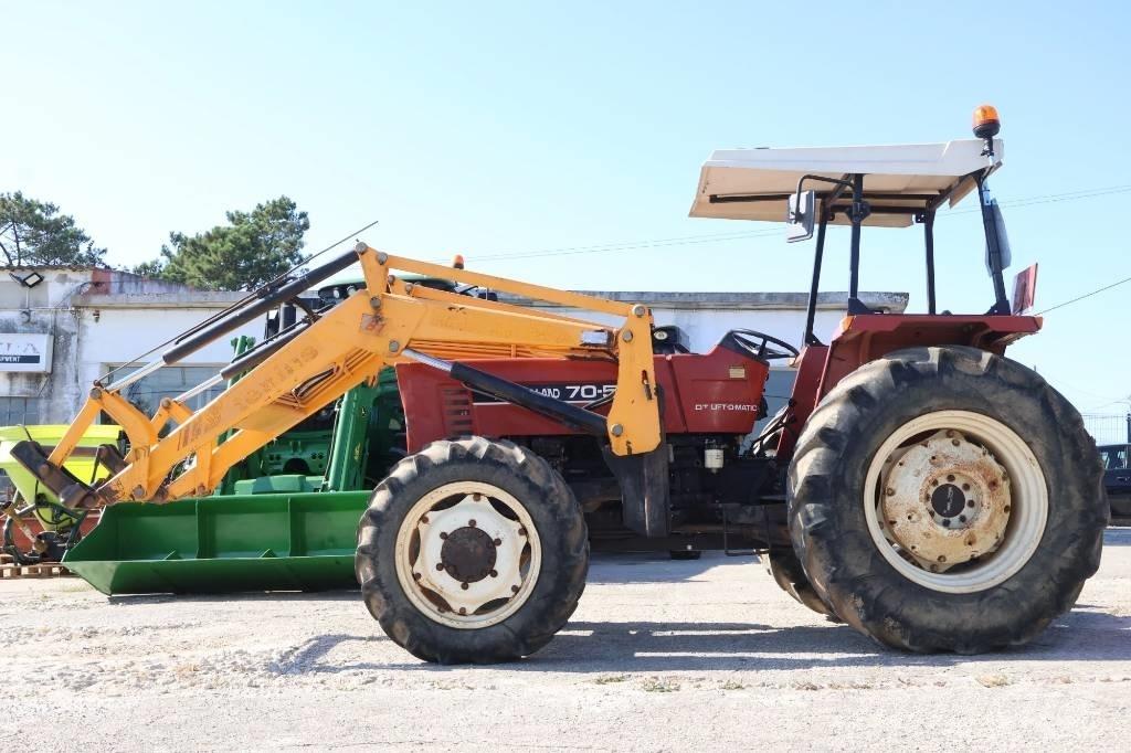 New Holland 70-56 الجرارات
