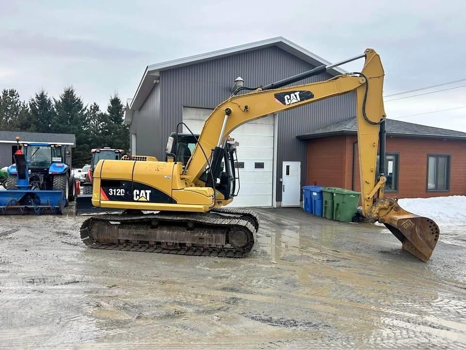 CAT 312 D حفارات زحافة