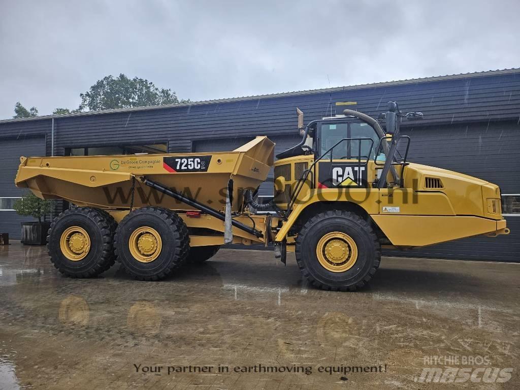 CAT 725C2 ساحبات مفصلية