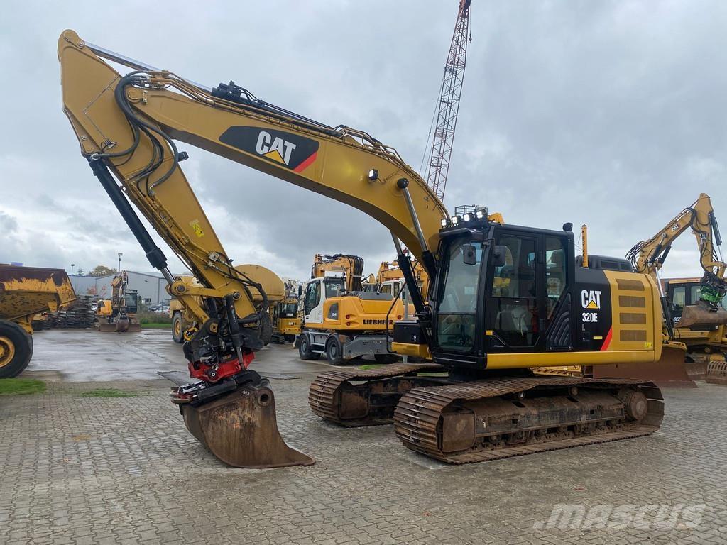CAT 320 EL NVT حفارات زحافة