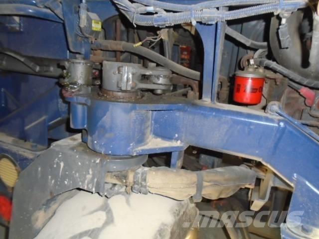 Moffett M45 شاحنات الطرق الوعرة