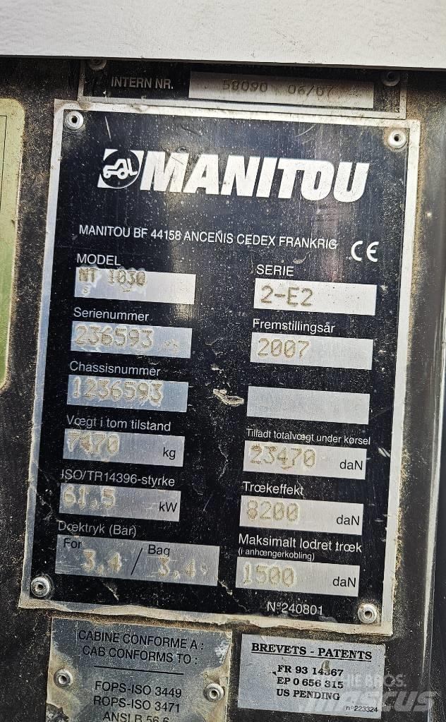 Manitou 1030 مناولات متداخلة