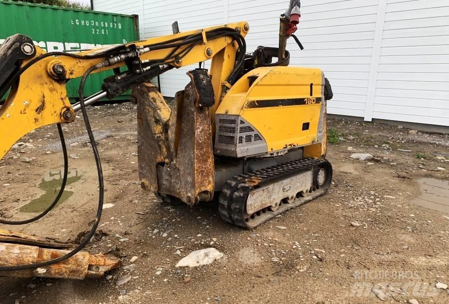 Brokk 160 حفارات هدم