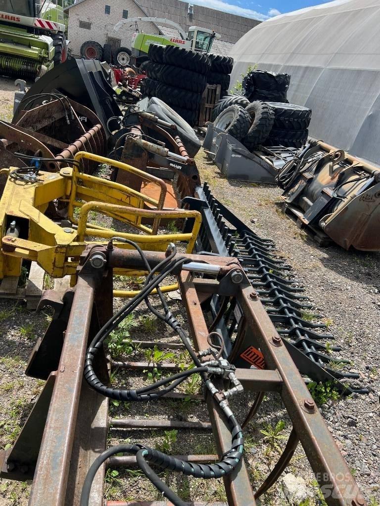 Merlo P 38.13 مناولات متداخلة