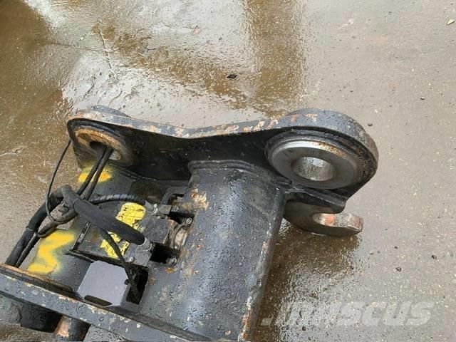 CAT 329 E 330F موصلات سريعة