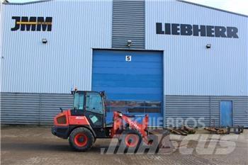 Kubota R085 لوادر بعجل