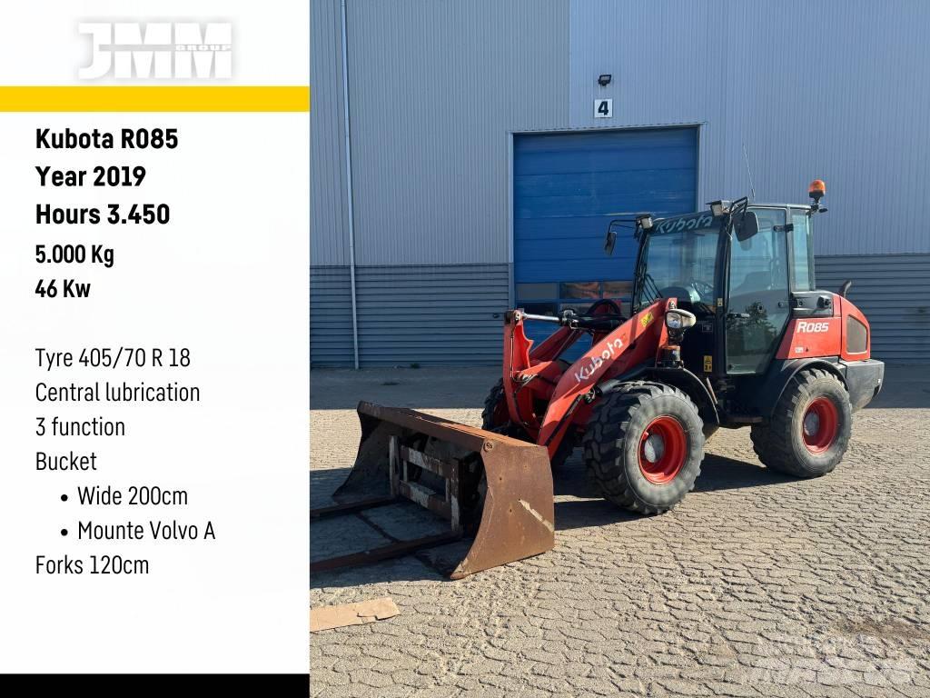 Kubota R085 لوادر بعجل