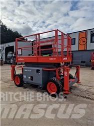 SkyJack SJ 6832 RT رافعات مقصية الشكل