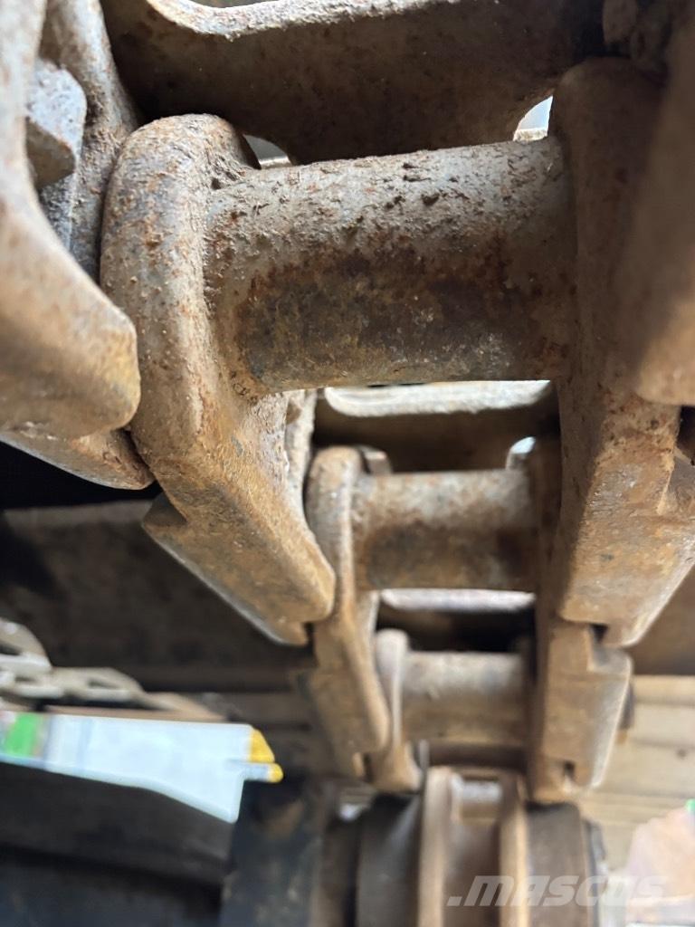 Volvo EC 210 C L حفارات زحافة