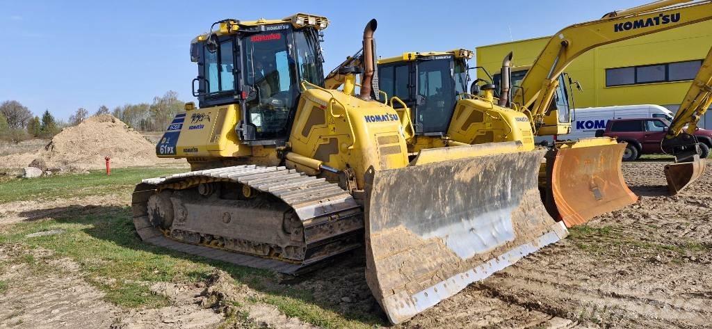 Komatsu D 61 PX-24 بلدوزرات مجنزرة