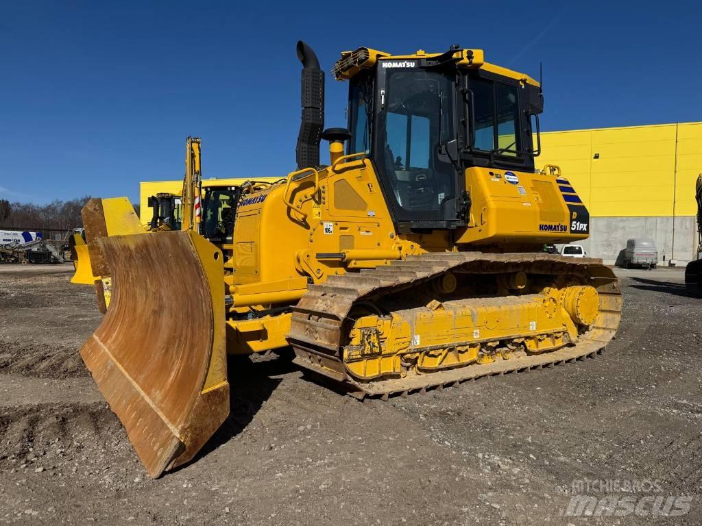 Komatsu D51PX-24E0 بلدوزرات مجنزرة