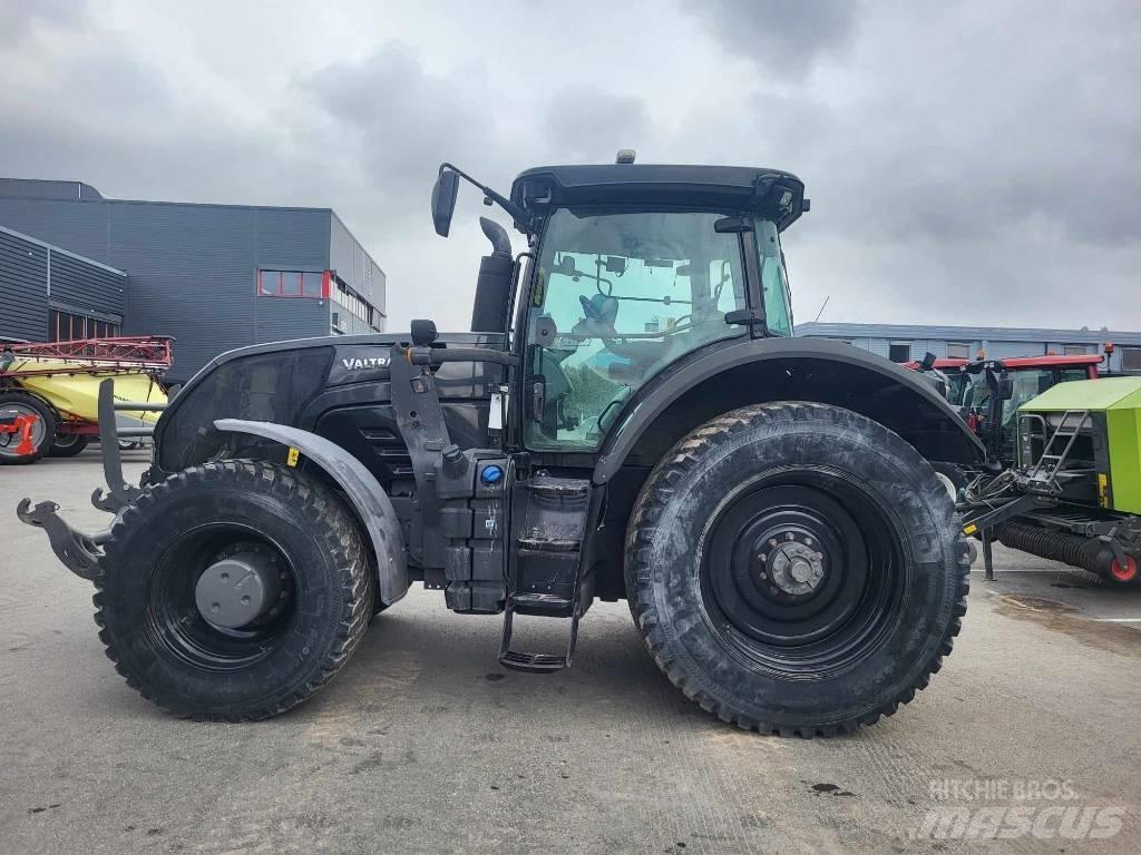 Valtra S 233 الجرارات