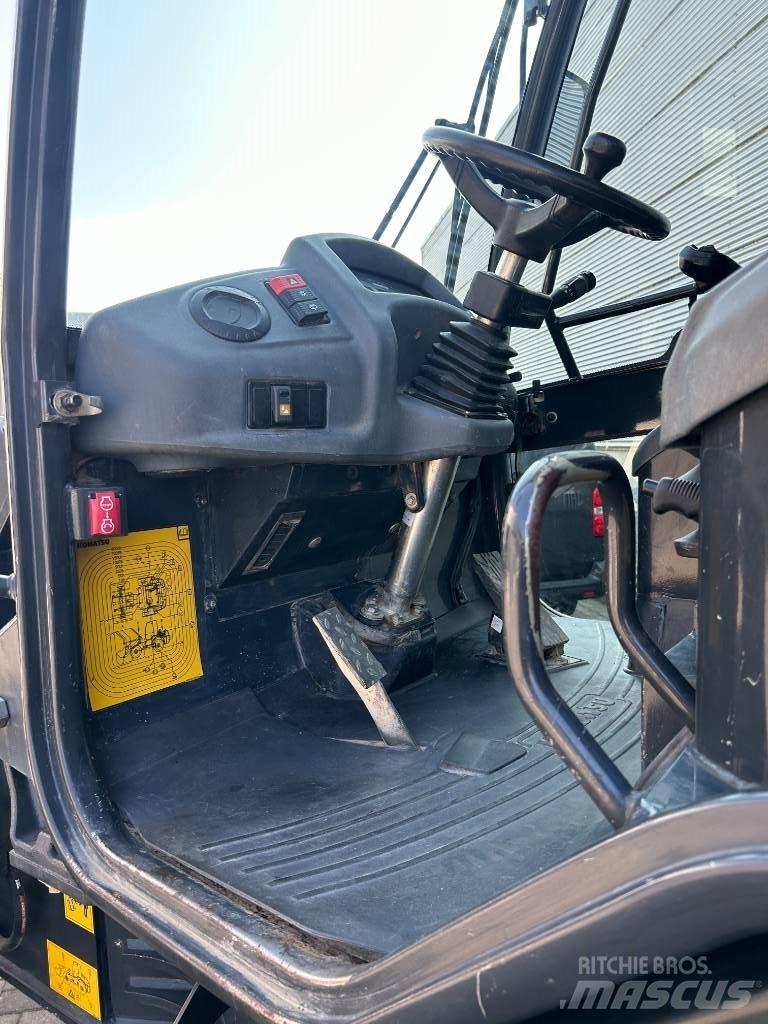 Komatsu WA 100-7 لوادر بعجل
