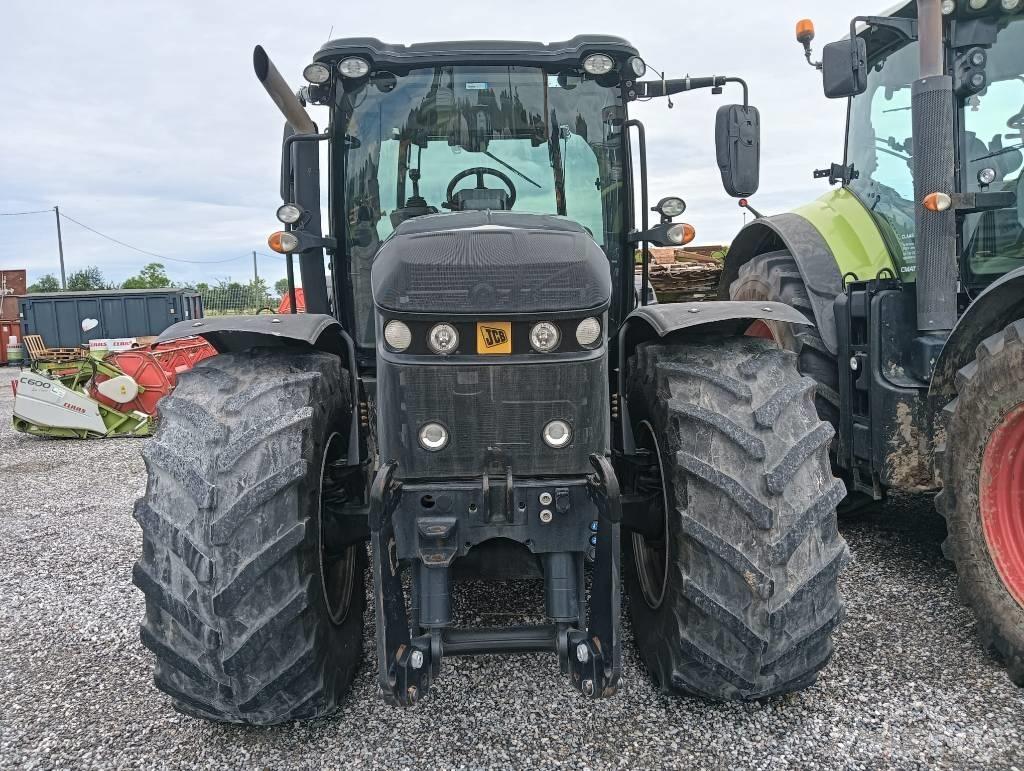 JCB Fastrac 4220 الجرارات
