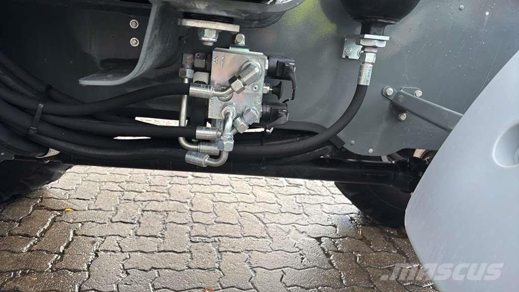 Kramer 5075 لوادر بعجل