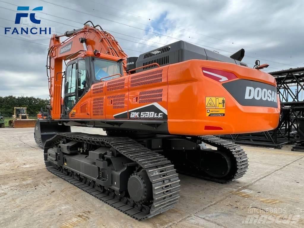 Doosan DX 530 LC-3 حفارات زحافة