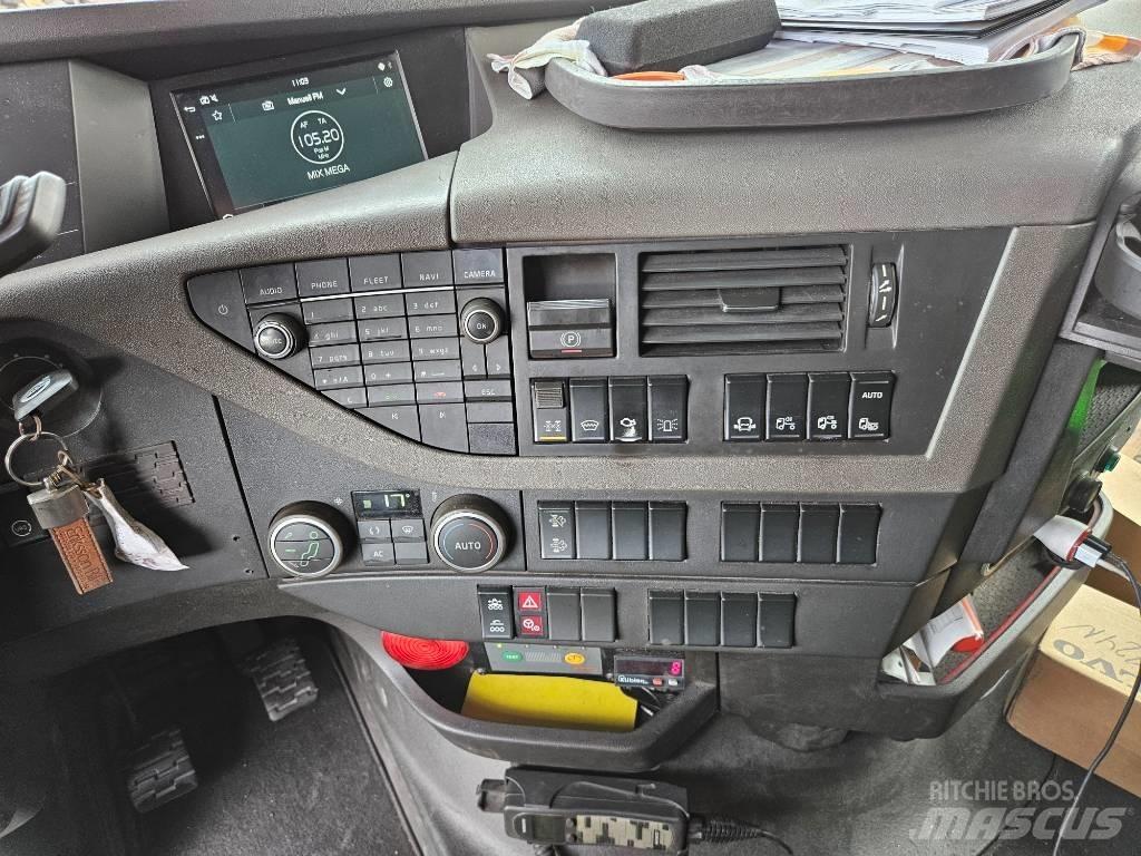 Volvo FH 16 750 شاحنات قلابة